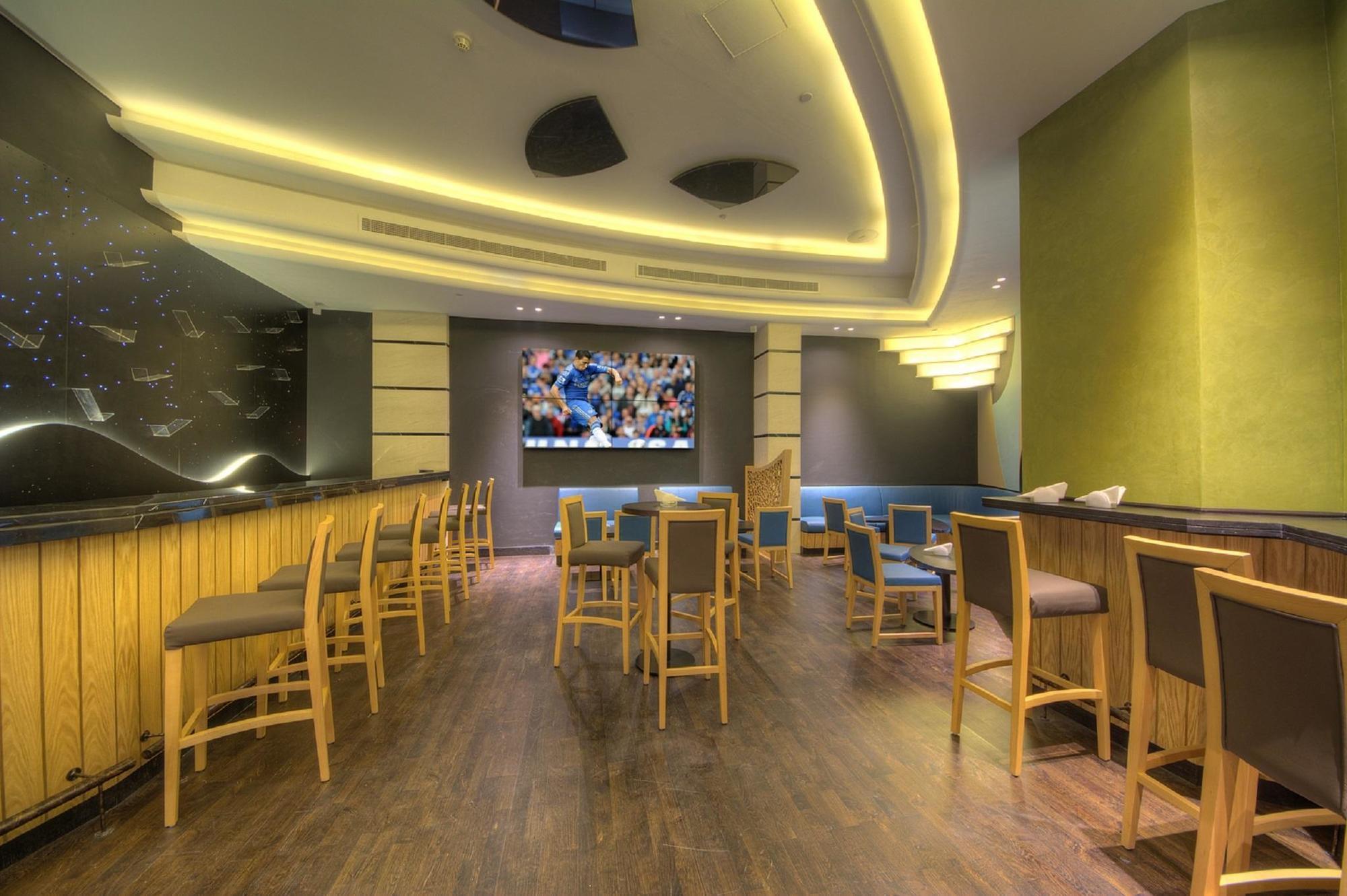 星霖罗拉酒店 迪拜 外观 照片